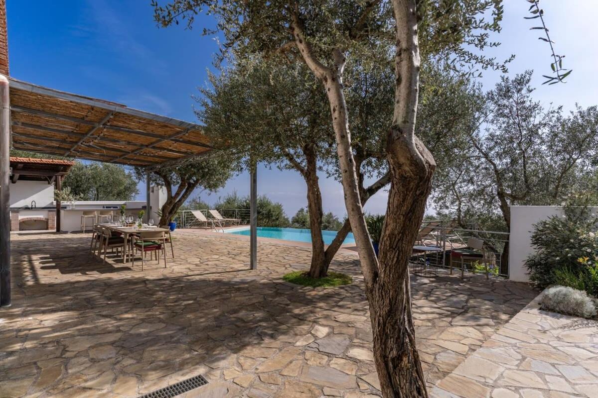 Villa Chez Pie Panoramic Views Pool And Guest Services SantʼAgata sui Due Golfi Exterior foto